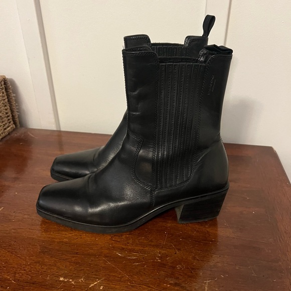 Vagabond Kelsey western-inspired Chelsea boots black leather sz 39 (US 9) - Picture 2 of 10